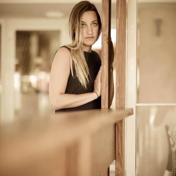 Meet your Posher, Chanelle - Picture 1 of 1